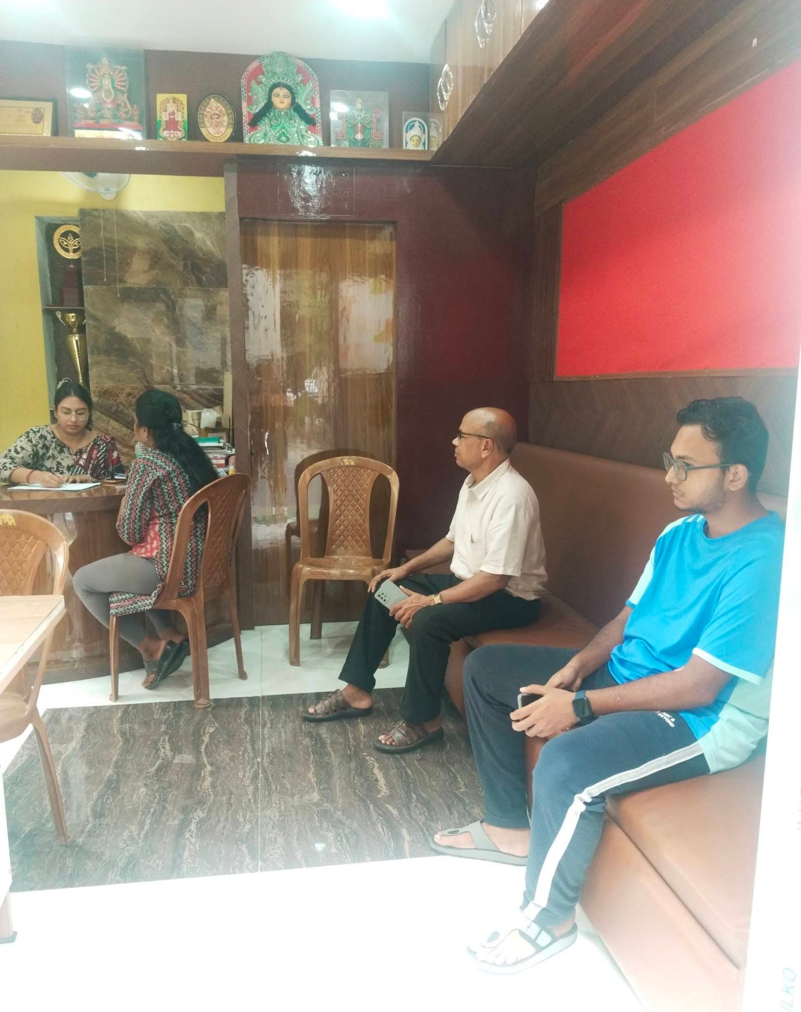 Patients Waiting and Consulting
